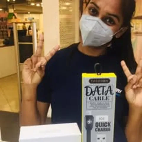Happy ALOKA TECH customer with their new device