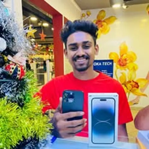Happy ALOKA TECH customer with their new device